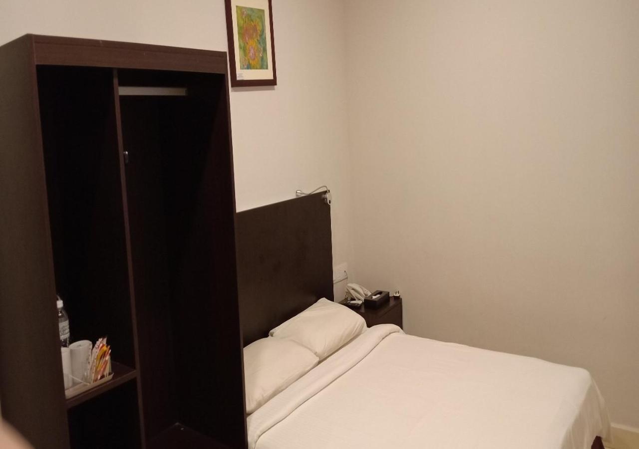 Hotel Desaru Penawar Екстериор снимка